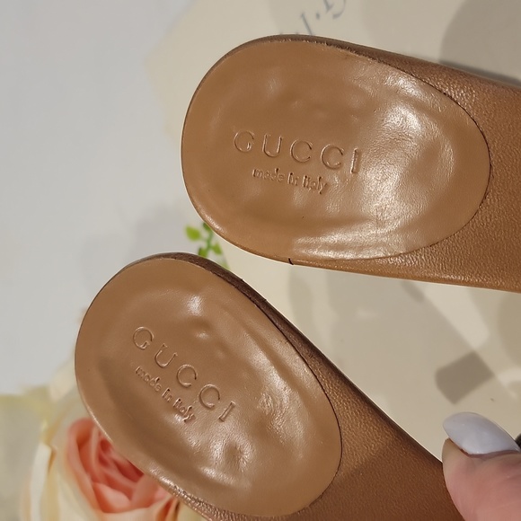 Authentic Gucci sandals - Picture 5 of 9